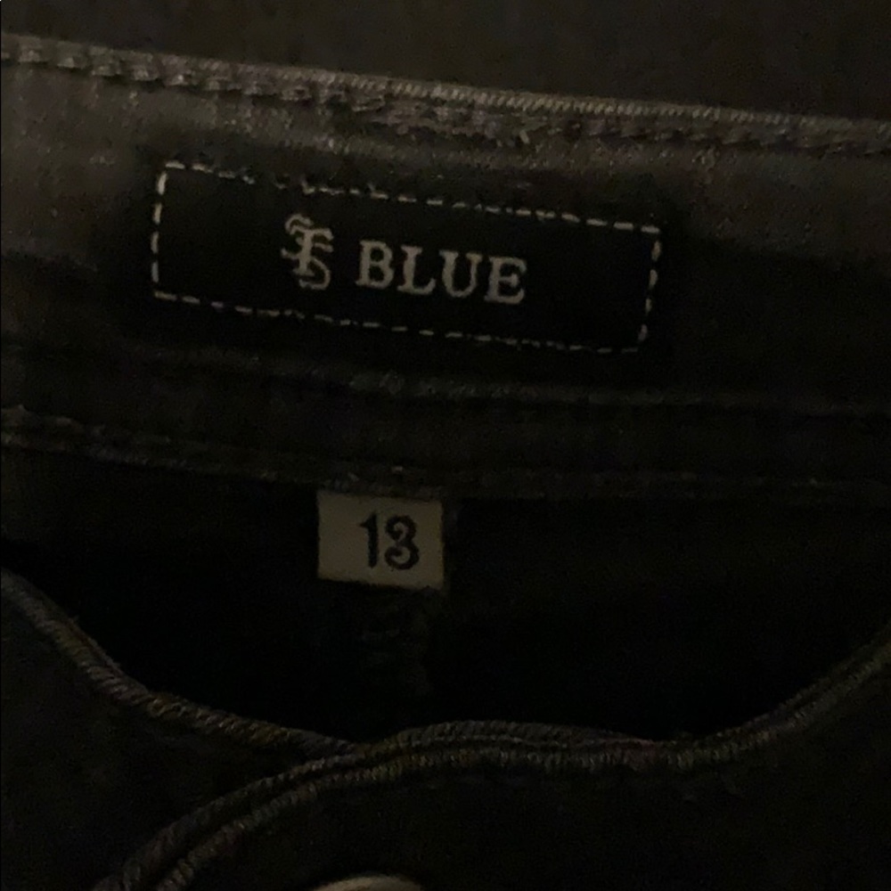 Jeans - Picture 2 of 3